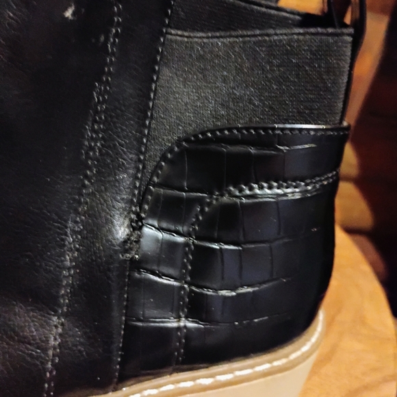 Dolce Vita Black Ankle Boots with Chunky Sole - Picture 6 of 10